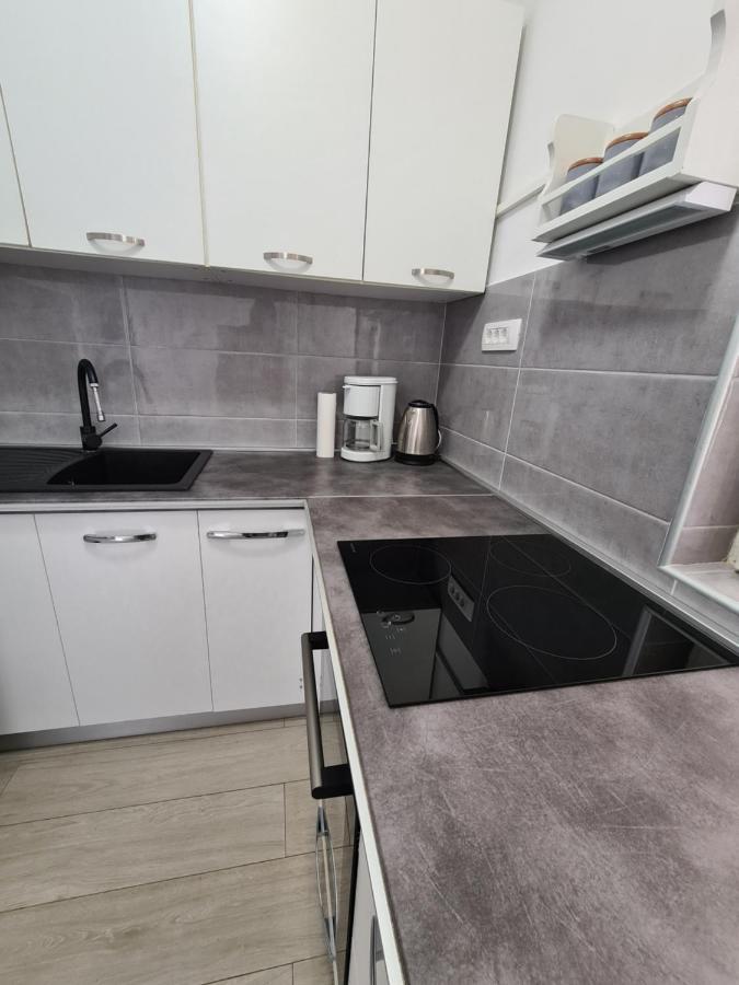 Apartment Ivana Brodarica  Buitenkant foto