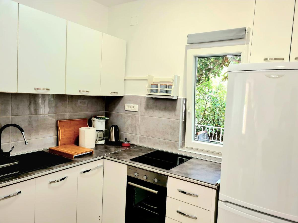 Apartment Ivana Brodarica  Buitenkant foto